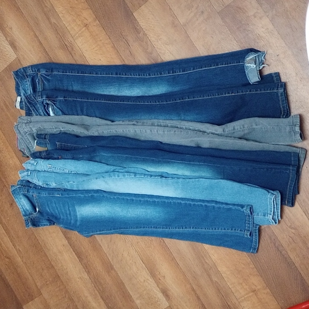 Lot of Jeans size 0 or 1 all in great condition see pics for brands 6 pairs